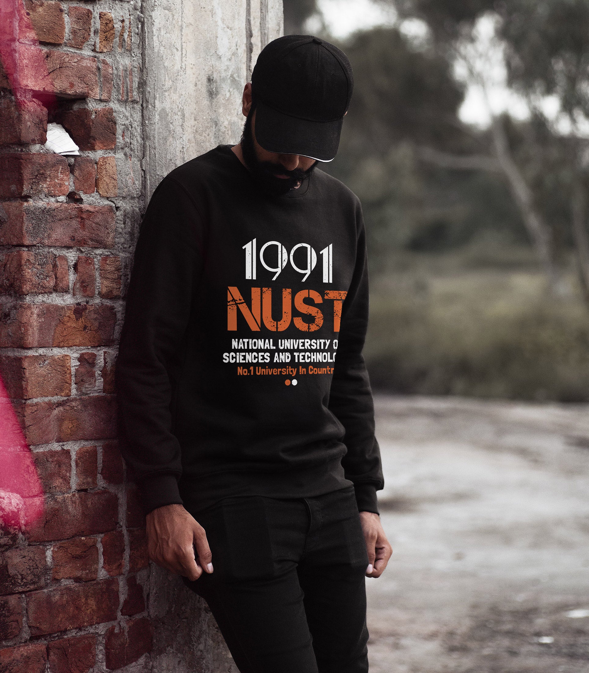 Sweatshirt - N006